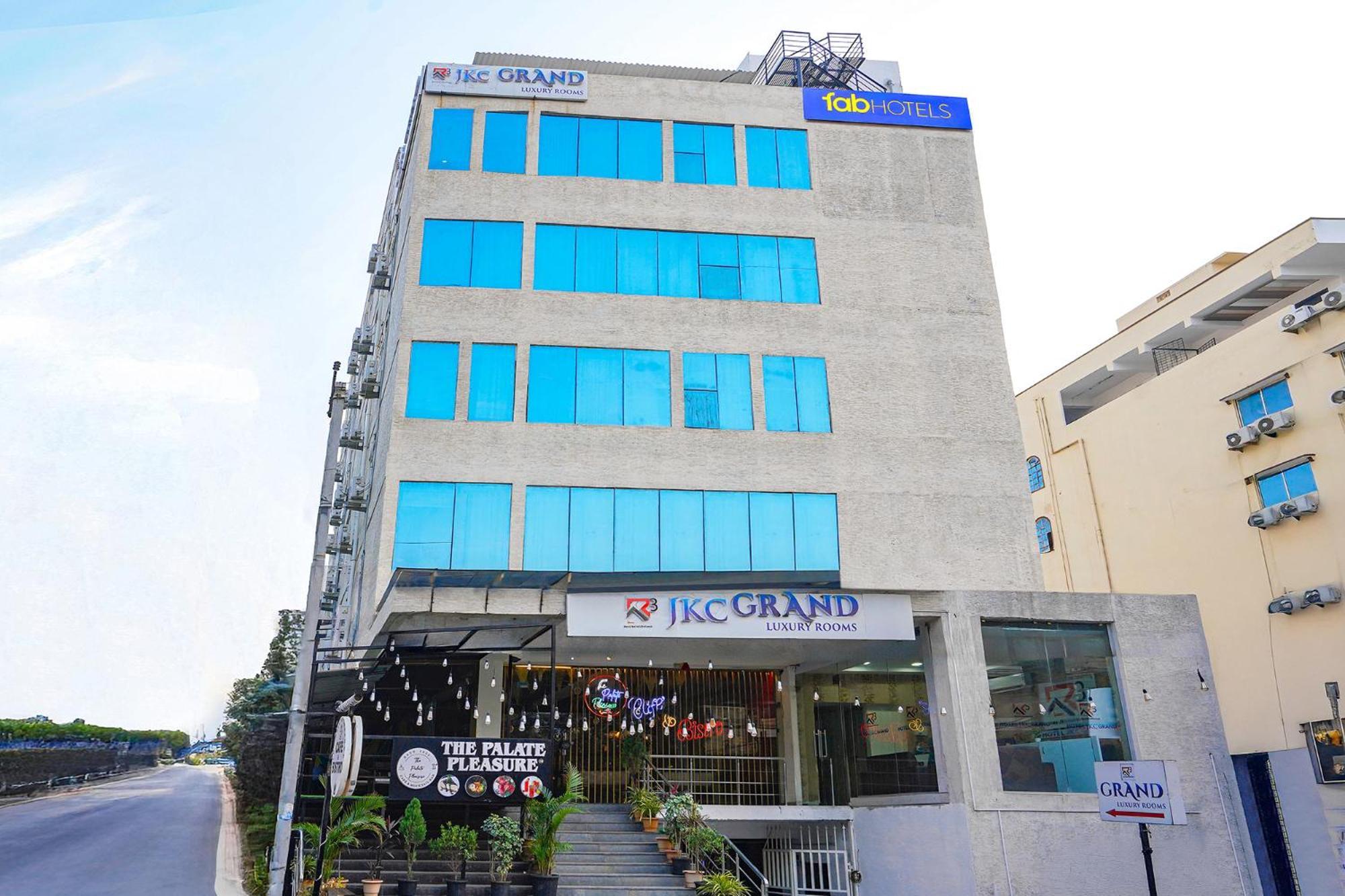 FabHotel GSR Grand Hyderabad Exterior foto